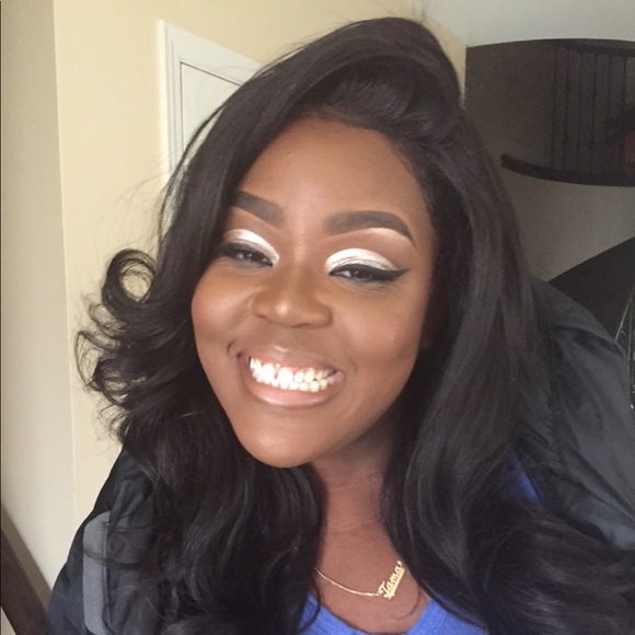 Meet your Posher, Tamara - Picture 1 of 1